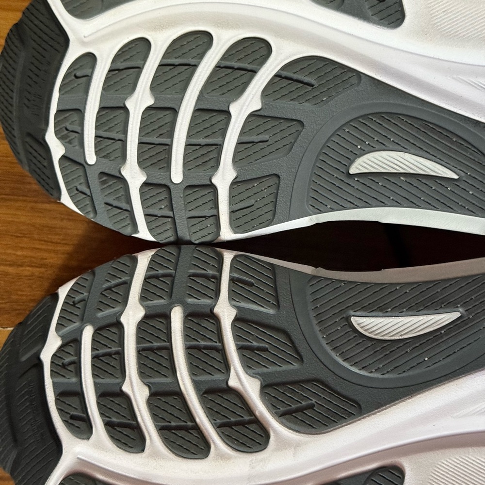 ASICS GEL-KAYANO 31 running shoe - Picture 12 of 13